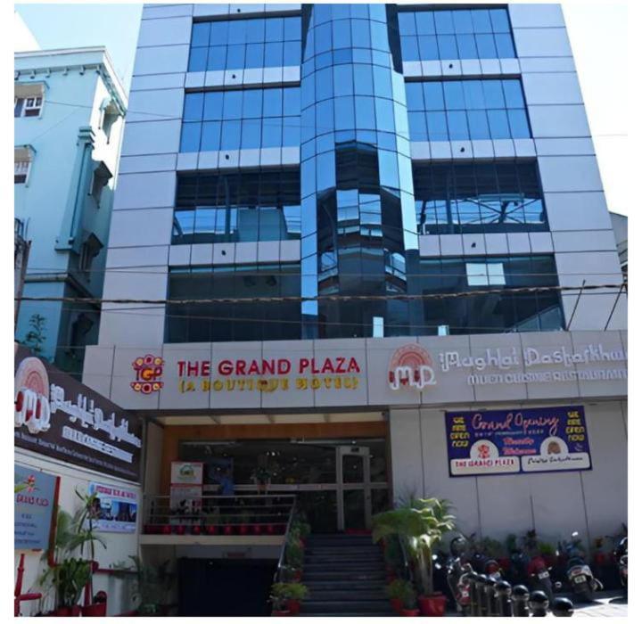 Blossoms Room Holiday Inn- Lakdikapul Hyderabad Exterior foto